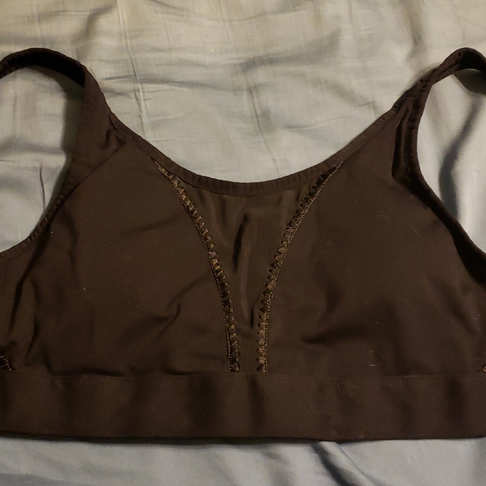 Fabletics sports bra